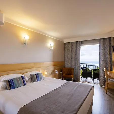 Capo Rosso بيانا