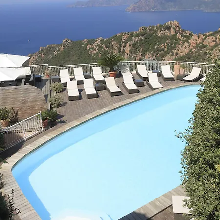 فندق Capo Rosso 4*