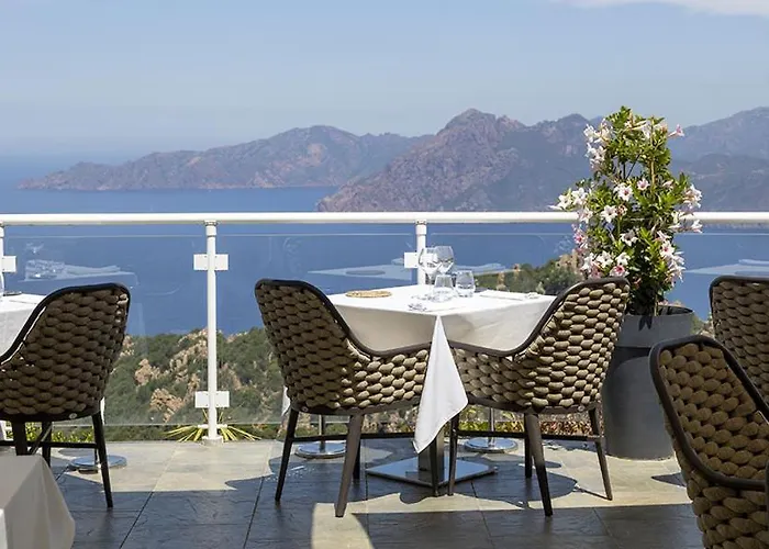 Capo Rosso Piana (Corsica)