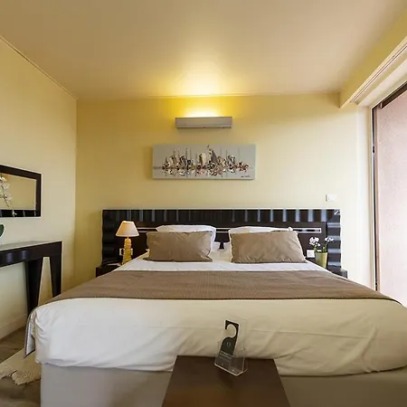 Hotel Capo Rosso 4*