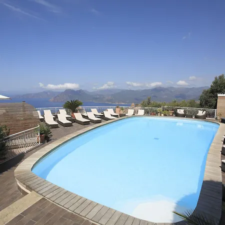 Capo Rosso 4* Piana (Corsica)