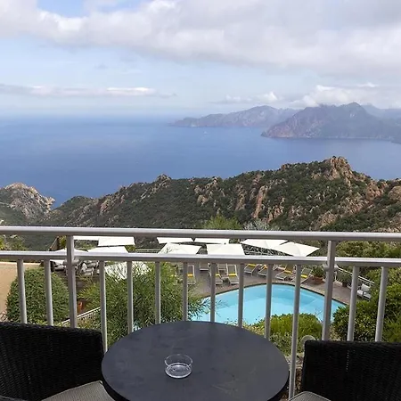 Capo Rosso 4* Piana (Corsica)