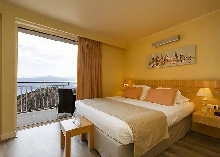 Hotel Capo Rosso Piana (Corsica)