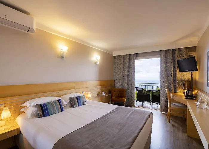 卡波罗索酒店 皮亚纳