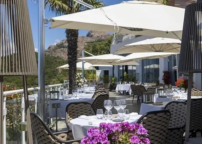 Hotel Capo Rosso Piana (Corsica)