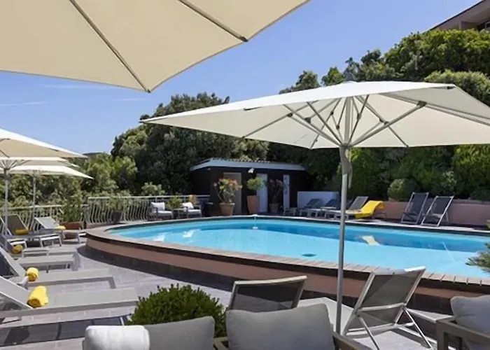 卡波罗索酒店 4*